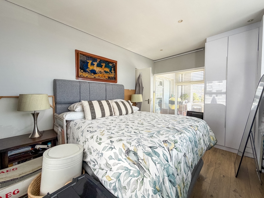 1 Bedroom Property for Sale in Oranjezicht Western Cape
